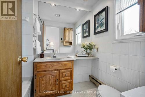 1549 Sherway Drive, Mississauga, ON - Indoor Photo Showing Bathroom