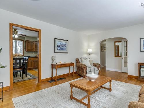 47 Ellenvale Avenue, Dartmouth, NS 