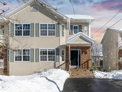 10 Kaytyon Court  Bedford, NS B4A 4H4