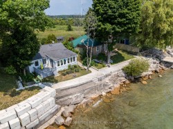 2110 Lakeshore Road  Haldimand, ON N1A 2W8