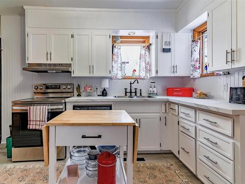 201 Main Street, Kentville, NS 
