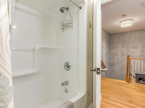 102 Larry Uteck Boulevard, Halifax, NS 