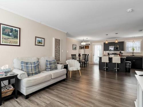 10 Mossberry Close, Hubley, NS 