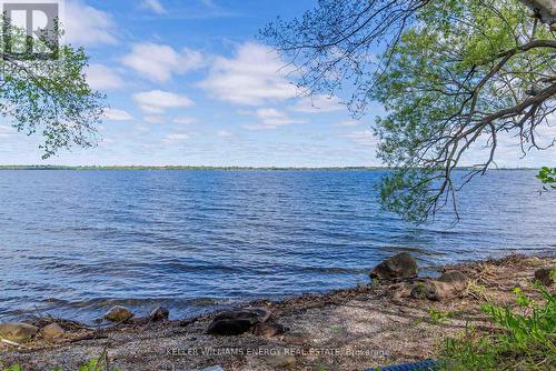 326 CRESSY BAYSIDE ROAD  Prince Edward County (North Marysburgh), ON K0K 2T0