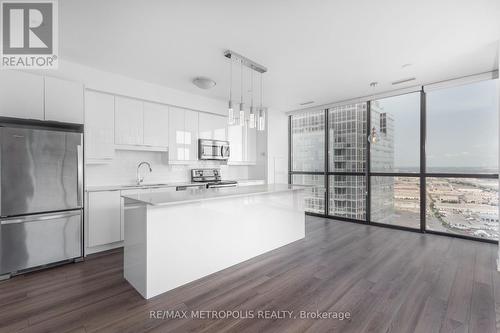 3507 - 2910 7 HIGHWAY  Vaughan, ON L4K 0H8