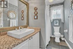 4 piece bath on main - 