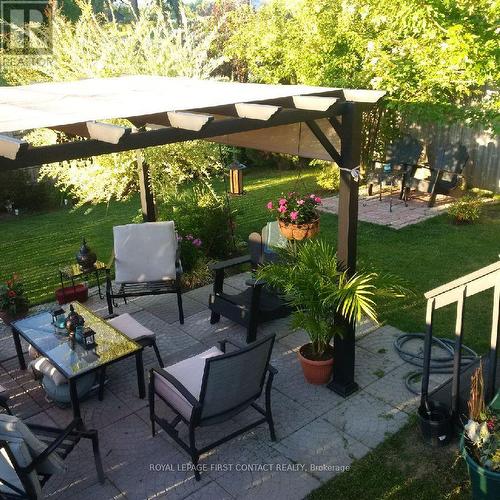 28 Hewitt Place, Barrie, ON - Outdoor With Deck Patio Veranda