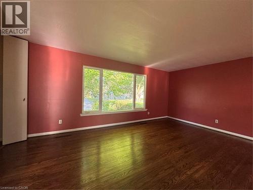 176 Laurier Avenue, Hamilton, ON - Indoor Photo Showing Other Room