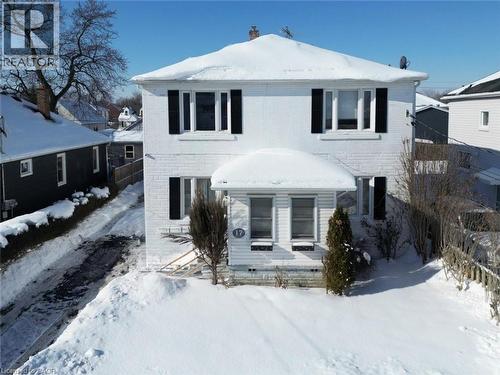 17 LYONS Avenue  Welland, ON L3B 1L8