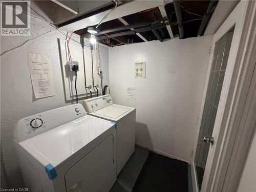 17 Lyons Avenue, Welland, ON - Indoor Photo Showing Laundry Room