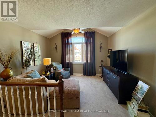 Bonus Room / Loft - 979 Shimmerton Circle, Ottawa, ON - Indoor