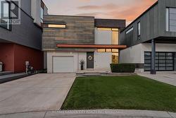 12 1/2 BEAMER COURT  Thorold (Confederation Heights), ON L2V 0C9