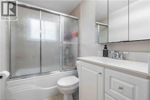 1025 Upper Gage Avenue Unit# 1, Hamilton, ON - Indoor Photo Showing Bathroom