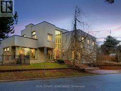 128 LAURENTIDE DRIVE  Toronto, ON M3A 3E5