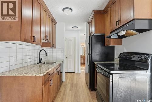205 258 Pinehouse Place, Saskatoon, SK - Indoor Photo Showing Kitchen