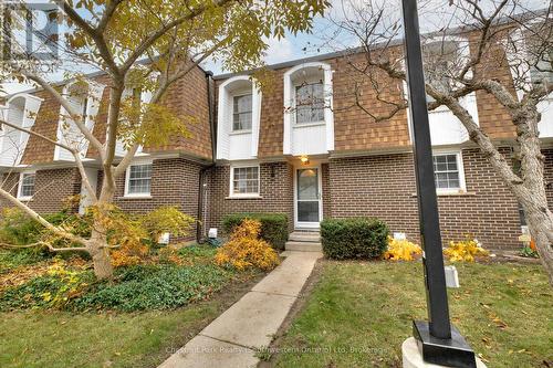 30 - 383 EDINBURGH ROAD S  Guelph (Dovercliffe Park/Old University), ON N1G 2K7