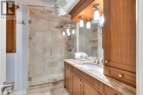 383 Edinburgh Rd S. Guelph, Edinburgh Place Condos - 30 - 383 Edinburgh Road S, Guelph (Dovercliffe Park/Old University), ON - Indoor Photo Showing Bathroom