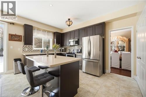 2325 Bridle Road, Oshawa, ON - Indoor Photo Showing Kitchen With Upgraded Kitchen