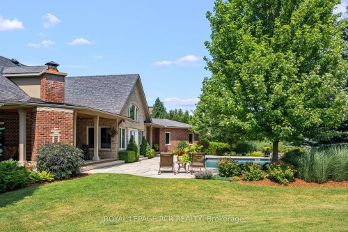 9727 Dundas Street E, Erin, ON - Outdoor
