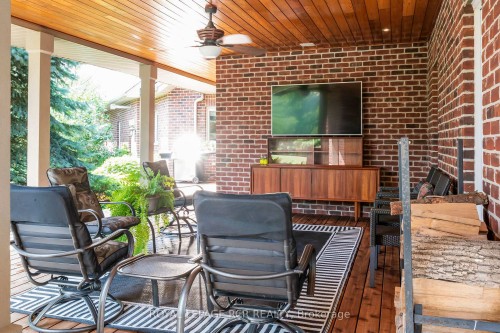 9727 Dundas Street E, Erin, ON - Outdoor With Deck Patio Veranda With Exterior