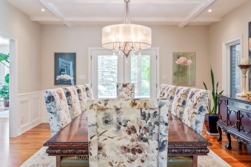 9727 Dundas Street E, Erin, ON - Indoor Photo Showing Dining Room