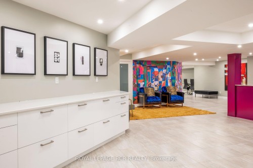 9727 Dundas Street E, Erin, ON - Indoor Photo Showing Other Room