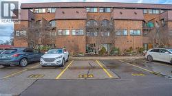 36 HAYHURST Road Unit# 136  Brantford, ON N3R 6Y9