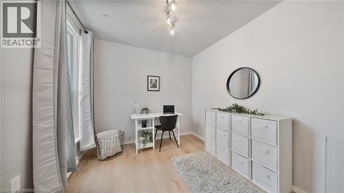 36 Hayhurst Road Unit# 136, Brantford, ON - Indoor Photo Showing Other Room