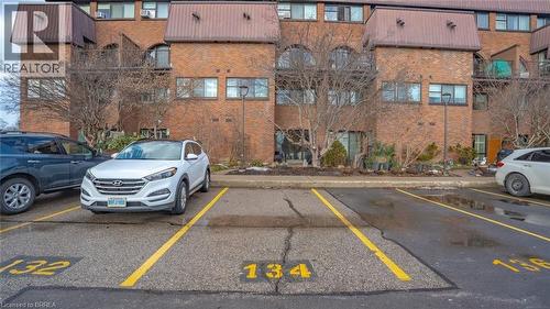 36 Hayhurst Road Unit# 136, Brantford, ON - Outdoor