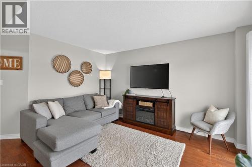 222 Fall Fair Way Unit# 64, Binbrook, ON - Indoor Photo Showing Living Room