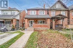 LOWER - 118 MAVETY STREET  Toronto, ON M6P 2L9
