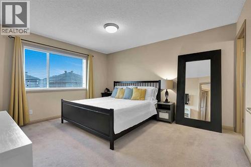 huge primary bedroom - 270 Everstone Drive Sw, Calgary, AB - Indoor Photo Showing Bedroom