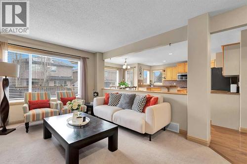 270 Everstone Drive Sw, Calgary, AB - Indoor Photo Showing Living Room
