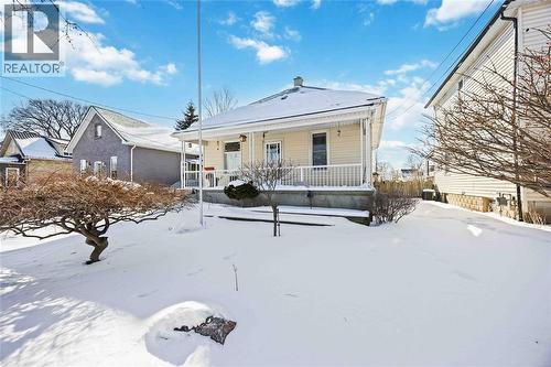 343 CONFEDERATION STREET  Sarnia, ON N7T 2A6