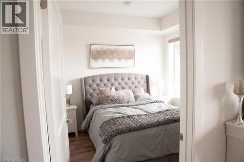 Master bedroom - 255 Northfield Drive E Unit# 506, Waterloo, ON - Indoor Photo Showing Bedroom