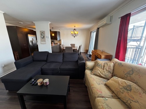 Salon - 202-320 Rue Jean-Claude-Tremblay, Vaudreuil-Dorion, QC - Indoor Photo Showing Living Room