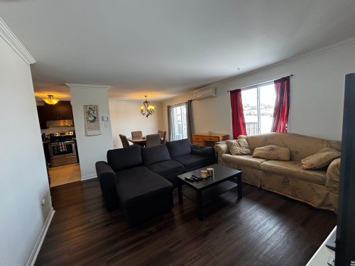 Salon - 202-320 Rue Jean-Claude-Tremblay, Vaudreuil-Dorion, QC - Indoor Photo Showing Living Room