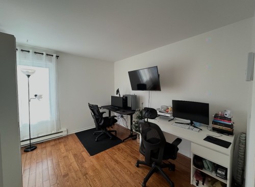 Chambre à coucher - 14714 Rue Aumais, Montréal (L'Île-Bizard/Sainte-Geneviève), QC - Indoor Photo Showing Office