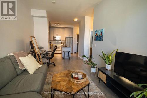 110 - 85 Duke Street, Kitchener, ON - Indoor Photo Showing Living Room
