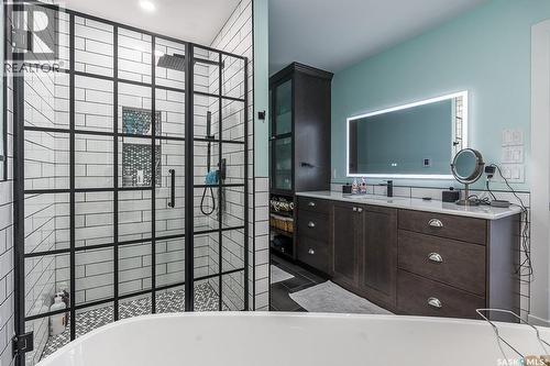 303 Adaskin Cove, Saskatoon, SK 