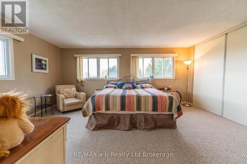Primary Bedroom - 8 - 19 Wren Court, Tillsonburg, ON - Indoor Photo Showing Bedroom