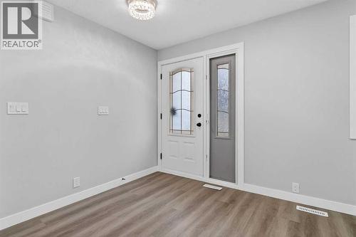 127 Lynnview Way Se, Calgary, AB - Indoor Photo Showing Other Room