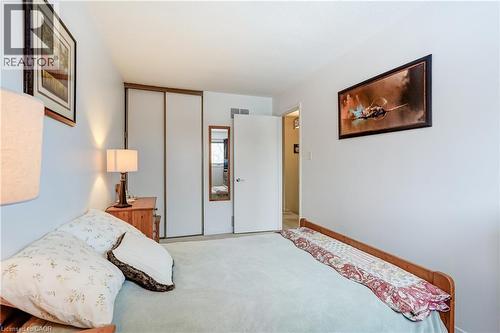 6428 Chaumont Crescent, Mississauga, ON - Indoor Photo Showing Bedroom