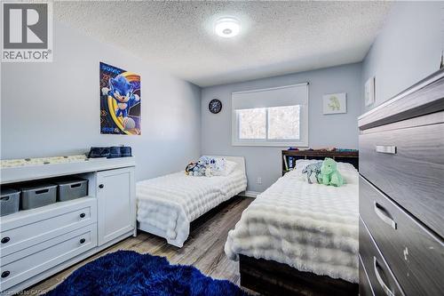 52 Uxbridge Crescent, Kitchener, ON - Indoor Photo Showing Bedroom
