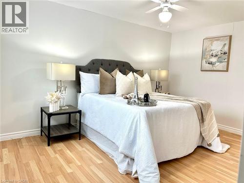 545 Parkview Crescent, Cambridge, ON - Indoor Photo Showing Bedroom