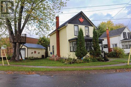 416 Northland RD  Sault Ste. Marie, ON P6C 3N6