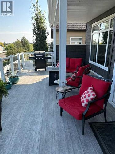 5 Leonard Close, Sylvan Lake, AB - Outdoor With Deck Patio Veranda With Exterior