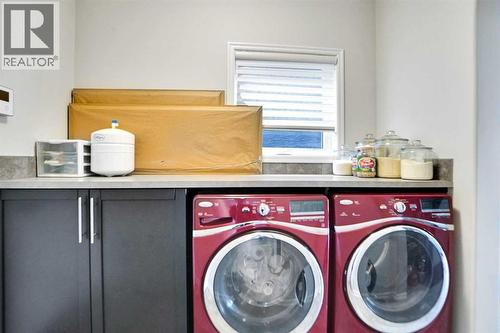 60 Cranarch Rise Se, Calgary, AB - Indoor Photo Showing Laundry Room