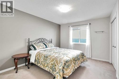 60 Cranarch Rise Se, Calgary, AB - Indoor Photo Showing Bedroom