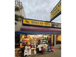 1822 LONSDALE AVENUE  North Vancouver, BC V7M 2J9